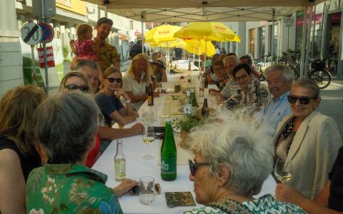 Lange Tafel